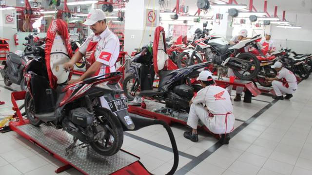 Scoopy Prestige White